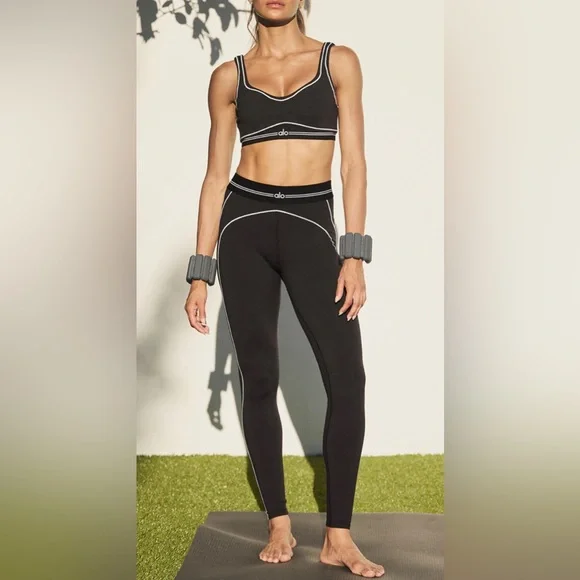 フィットネスボトムス [Alo Yoga] Airbrush High-Waist Heart Throb Legging Airbrush High-Waist Heart Throb Legging - Black/White | Alo Yoga